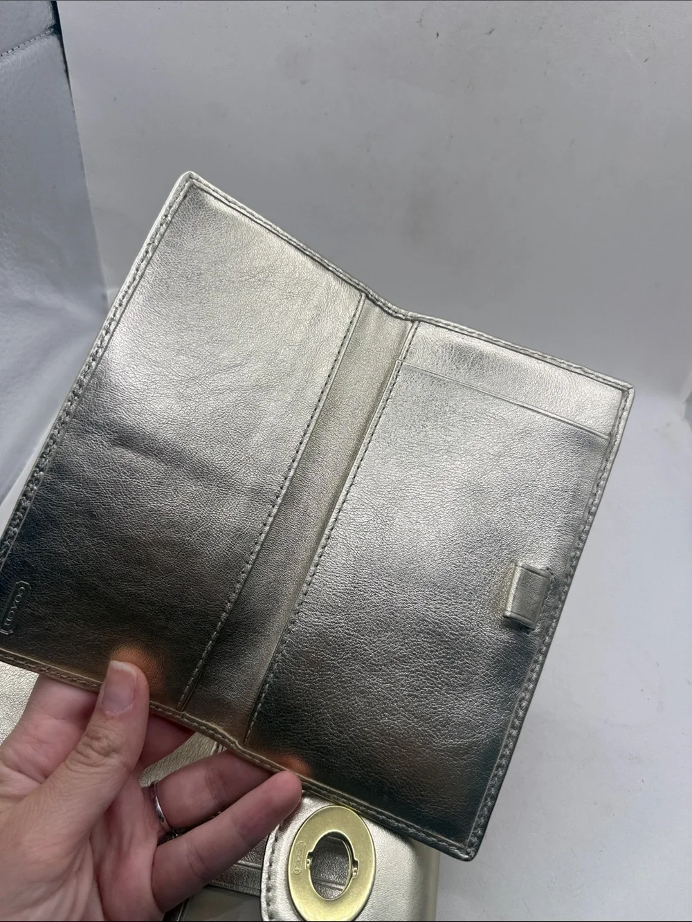 Coach Turnlock Slim Envelope Flap Wallet Purse Tan Checkbook ID Card Holder